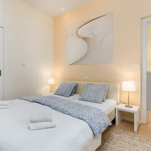 hotellátogatás
